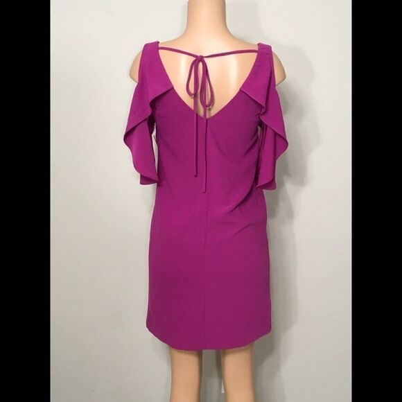 Trina Turk fuchsia cold shoulder sheath dress. NWOT - Picture 3 of 5